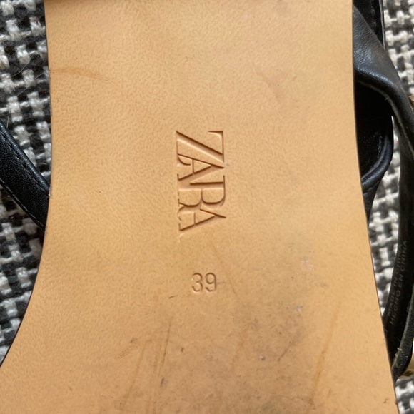 ZARA PEARL EMBELLISHED SANDALS 👡 - Picture 6 of 6